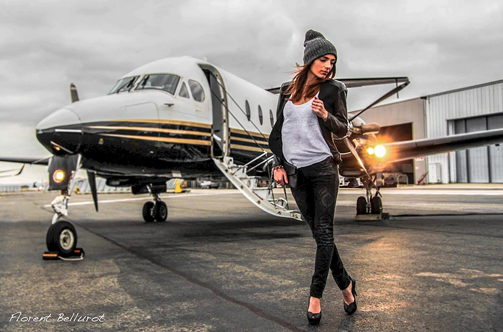 Aircraft girl