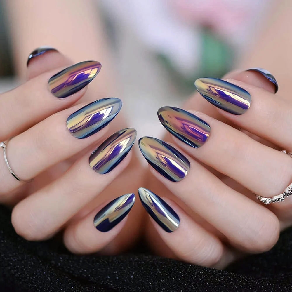 Beautiful fake Nails