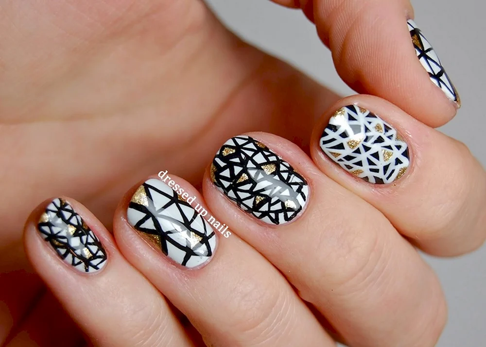 Black and White Nail Designs 2022