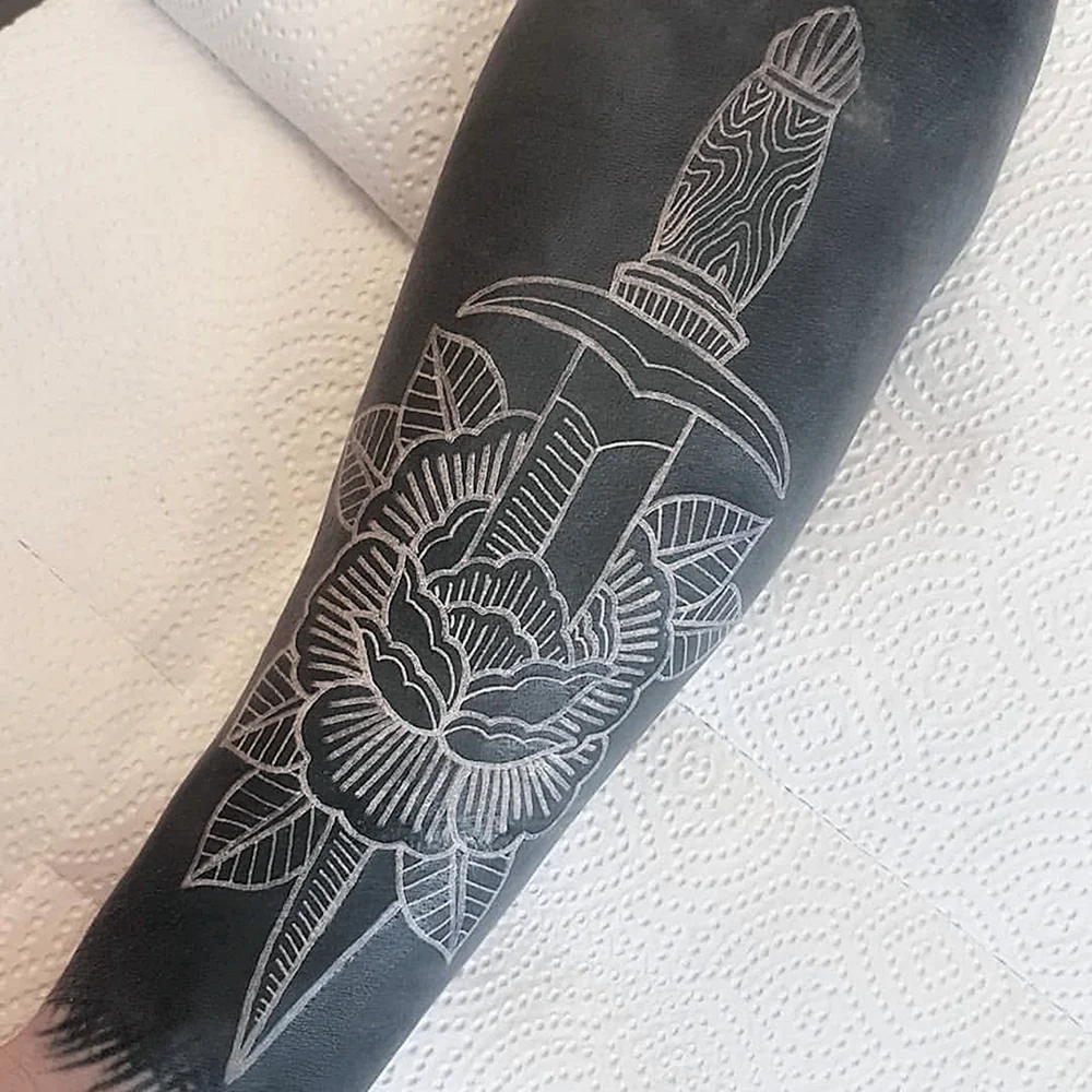 Blackwork engraved Tattoo