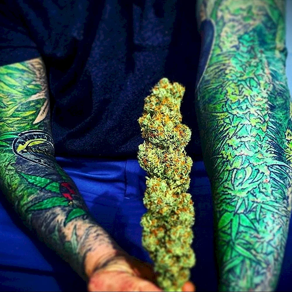 Cannabis Tattoo