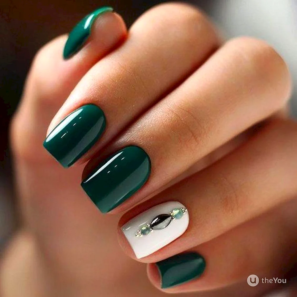 Dark Green Polish Nails