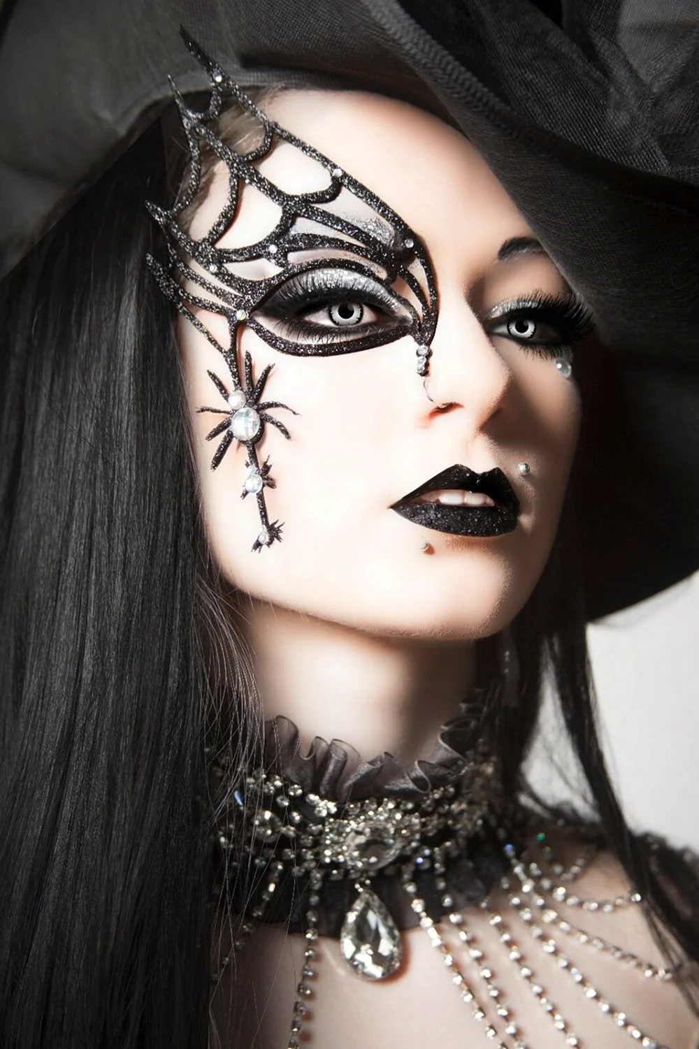 Dark Witch Makeup