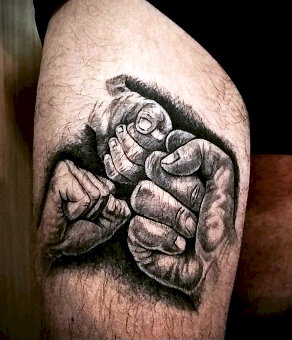 Full Tattoo fist