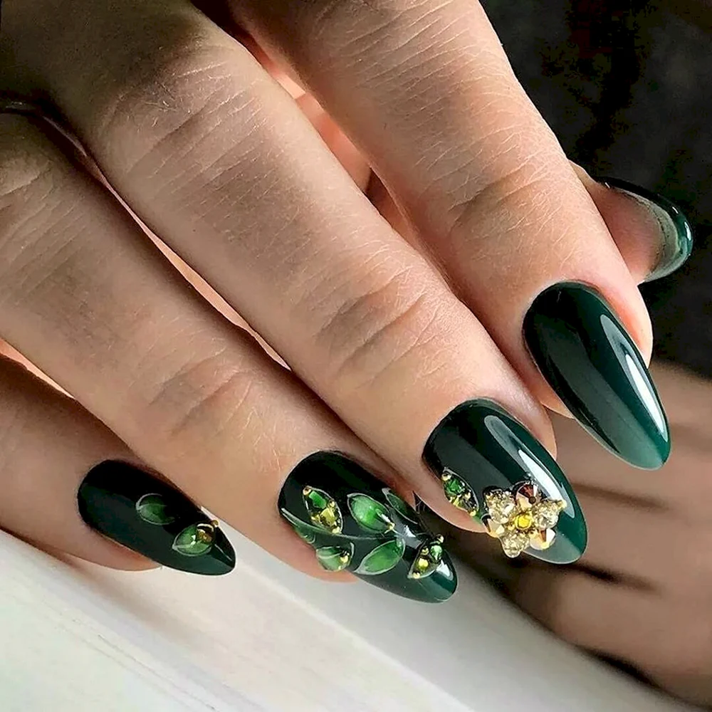 Green Nail Design