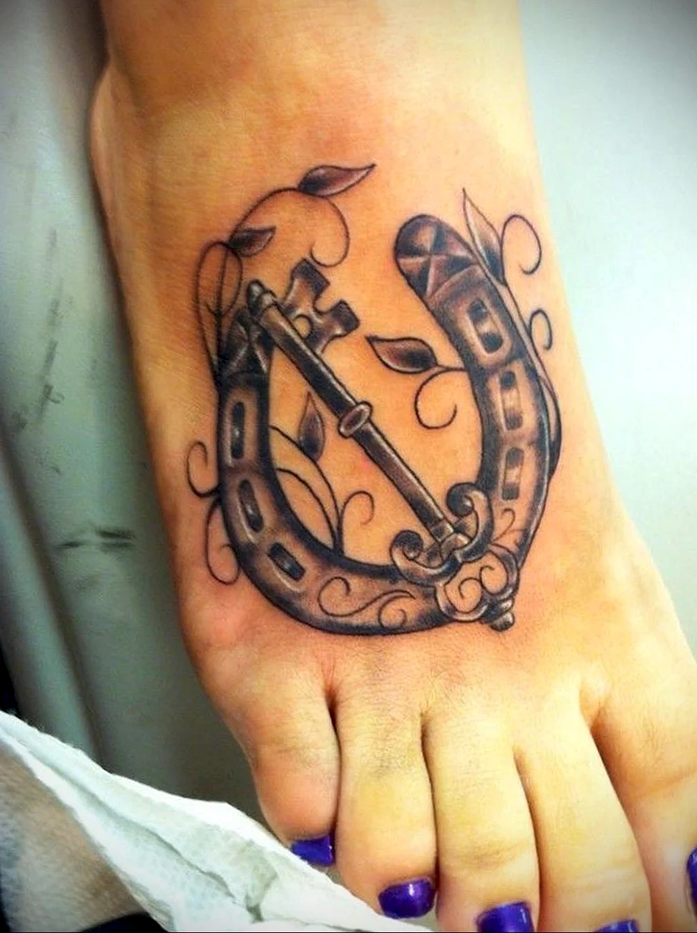 Horseshoe Tattoo