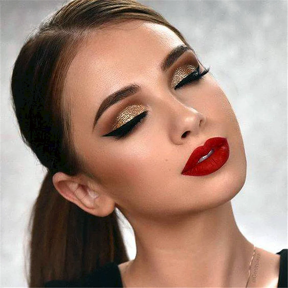 Makeup Red Lipstick
