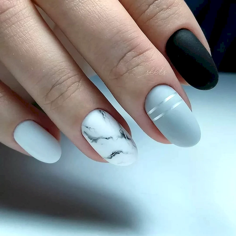 Marble Manicure