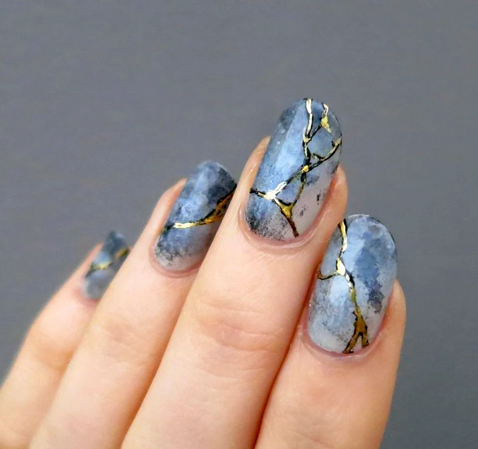 Marbled Effect Nail