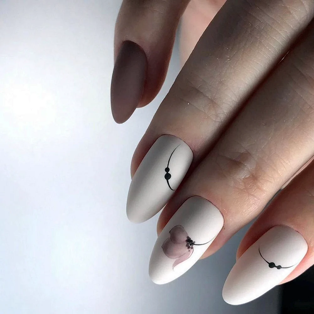 Minimalism Nails