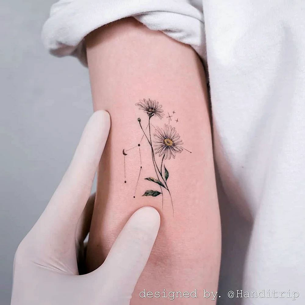 Minimalism Tattoo Zodiac Flower