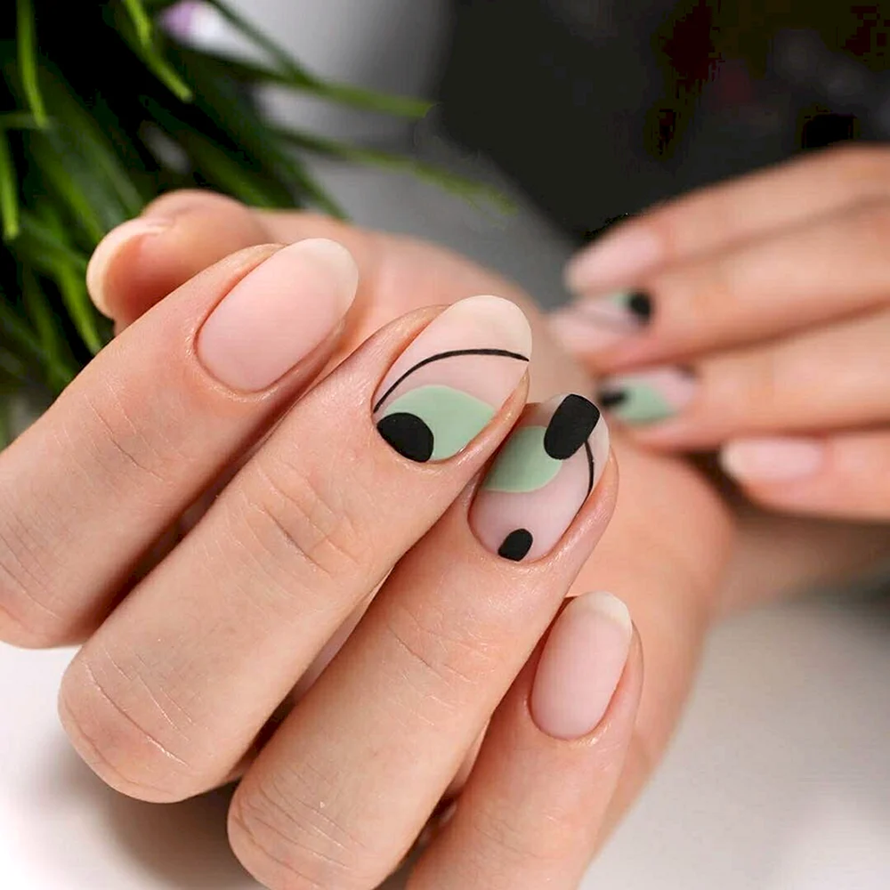 Nails Design minimalism