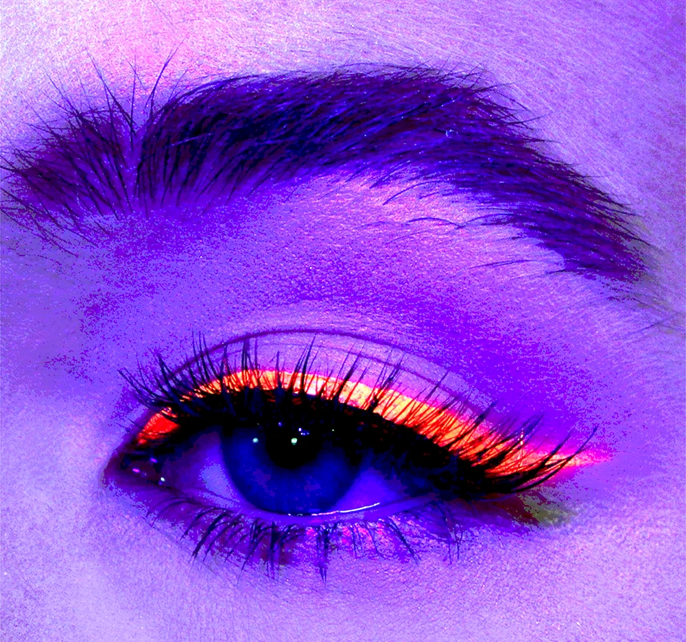 Neon Eyeliner