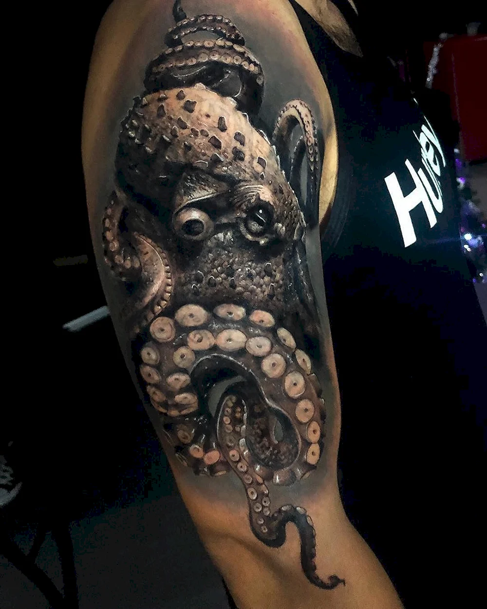 Octopus head Skull hals Tattoo