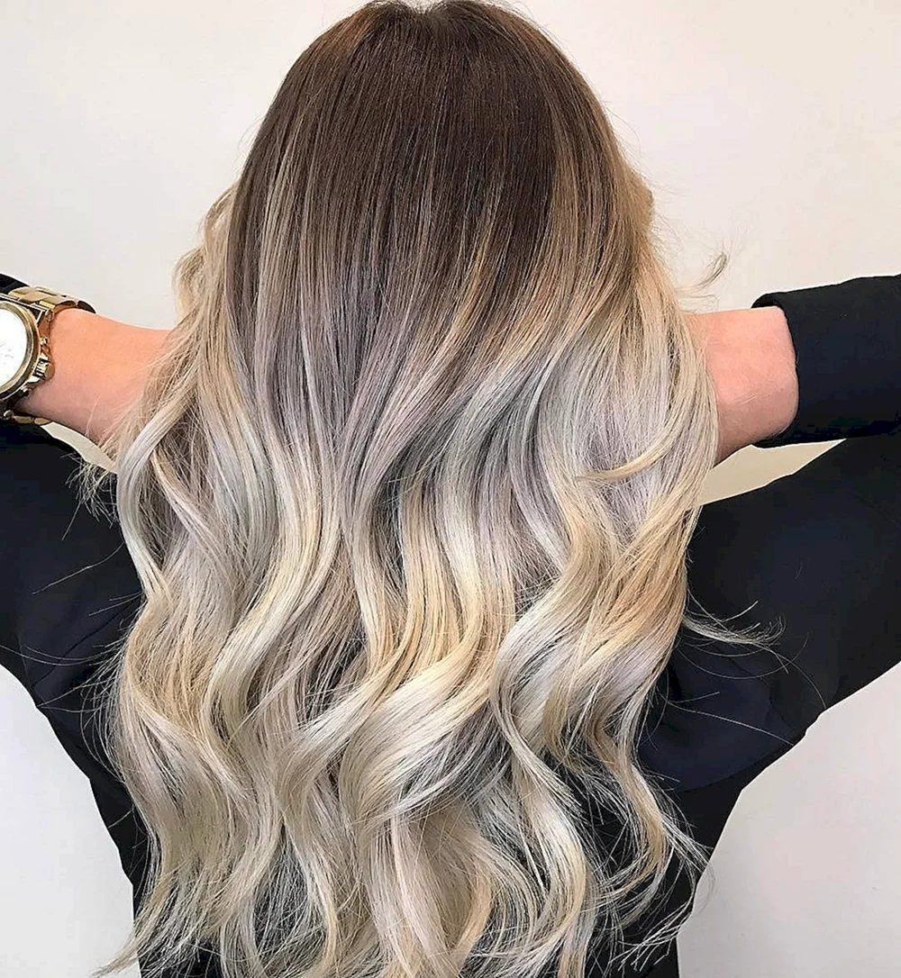 Ombre blonde hair