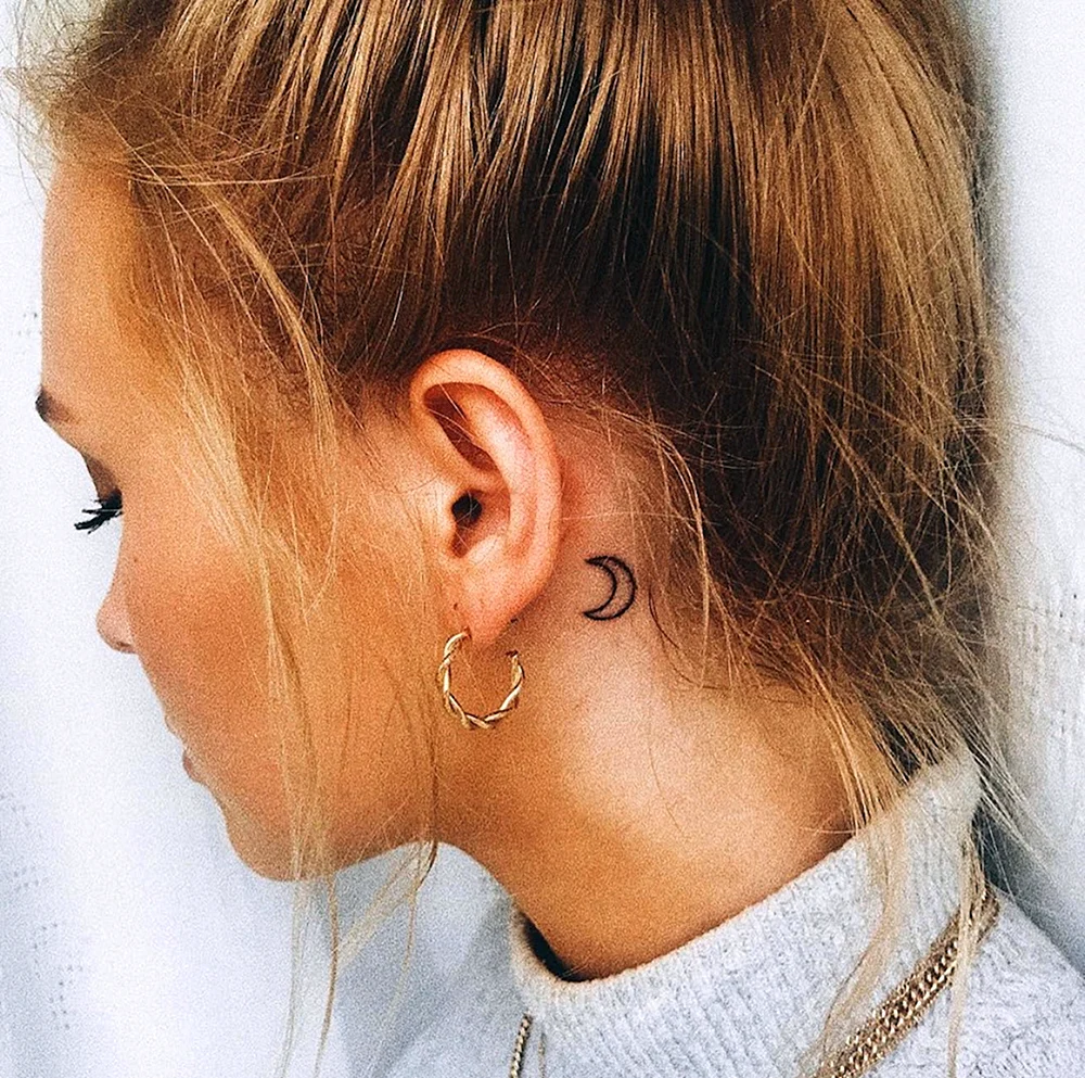 Pin Hairstyle behind Ear