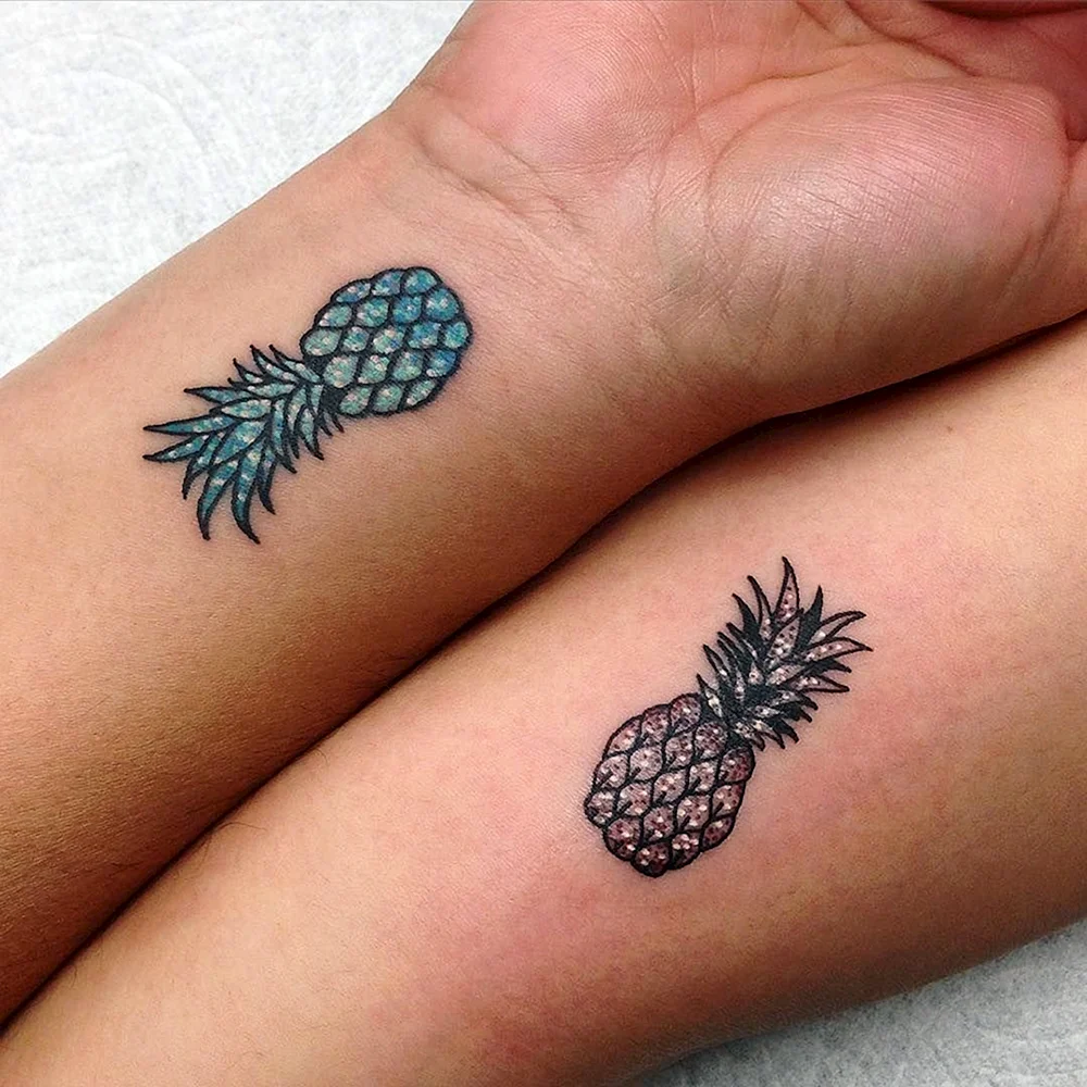 Pineapple finger Tattoo