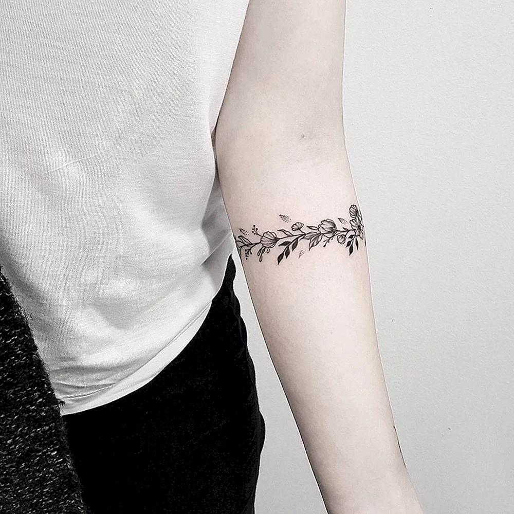 Simple Arm Tattoo