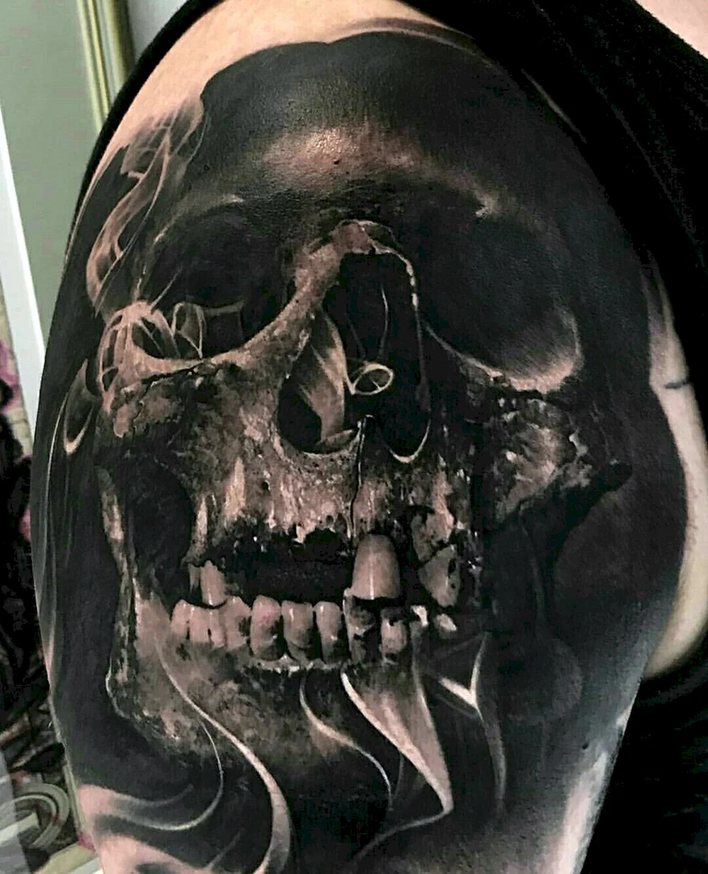 Skull Black and Grey Tattoo