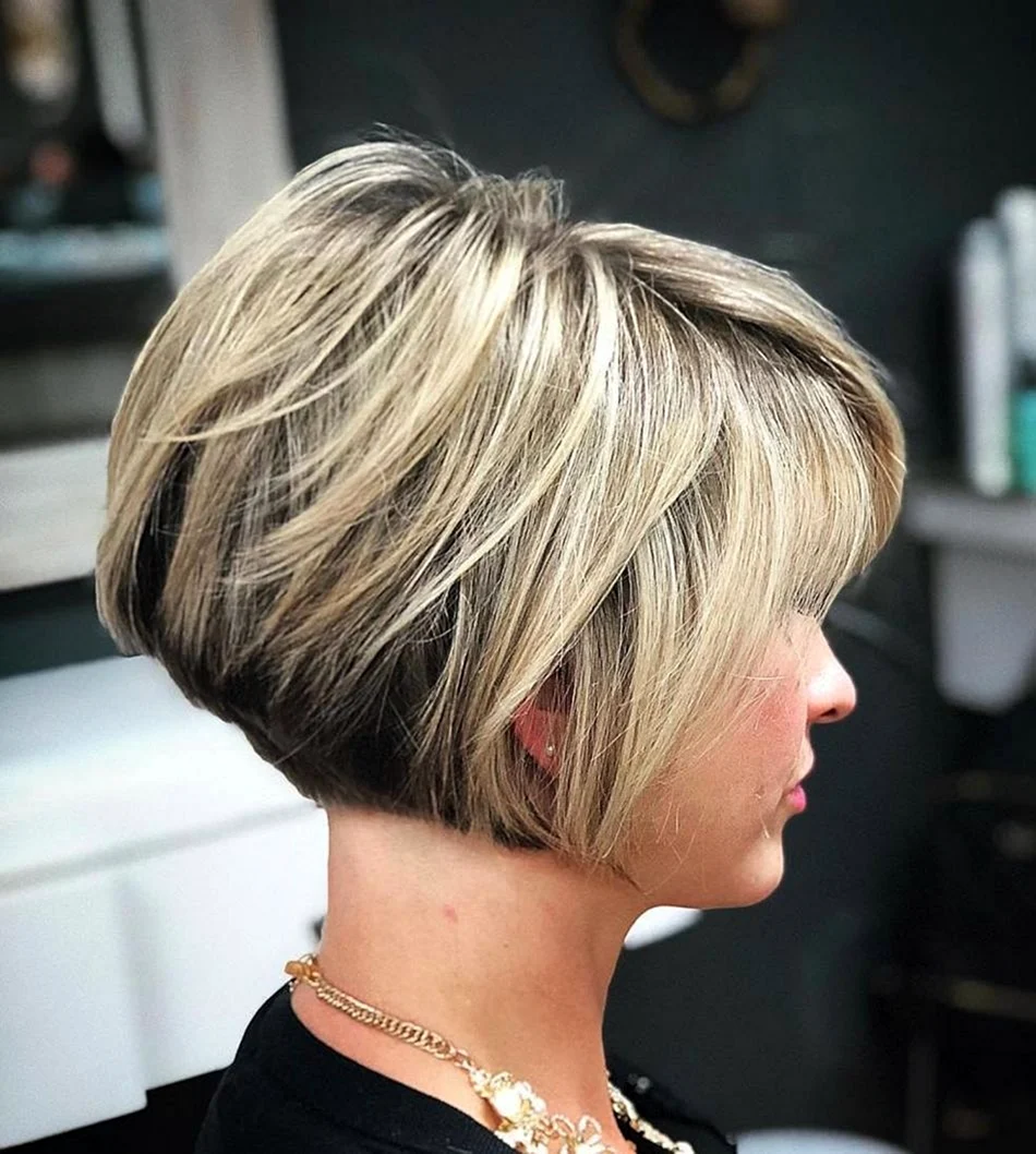 Stacked layers on short hair