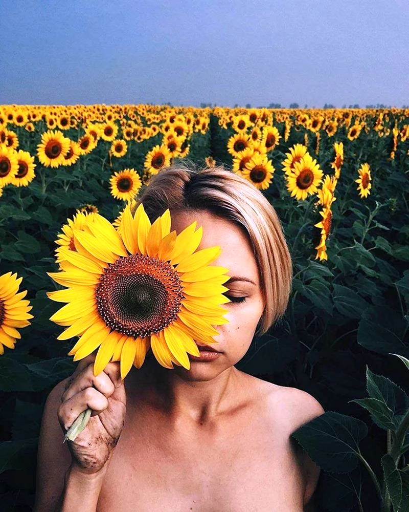 Sunflower women