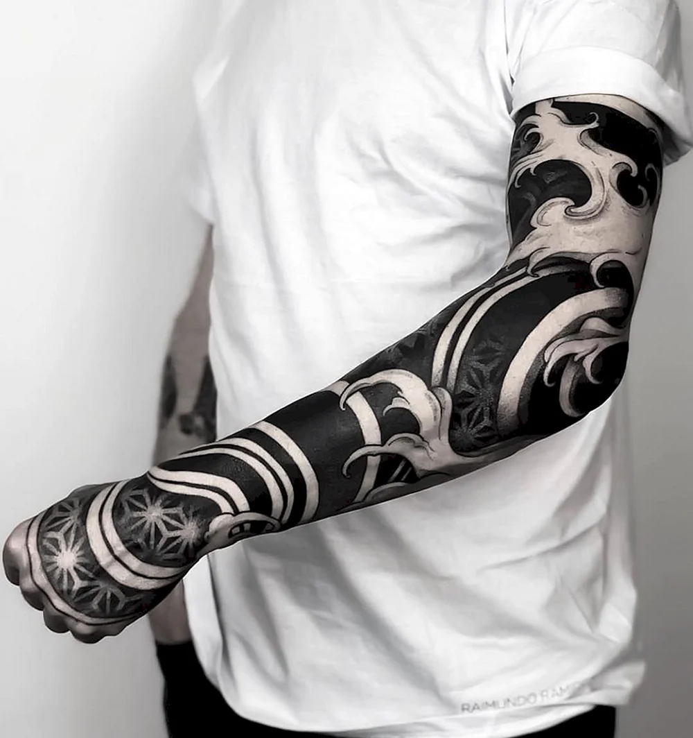 Tattoo Black Sleeve