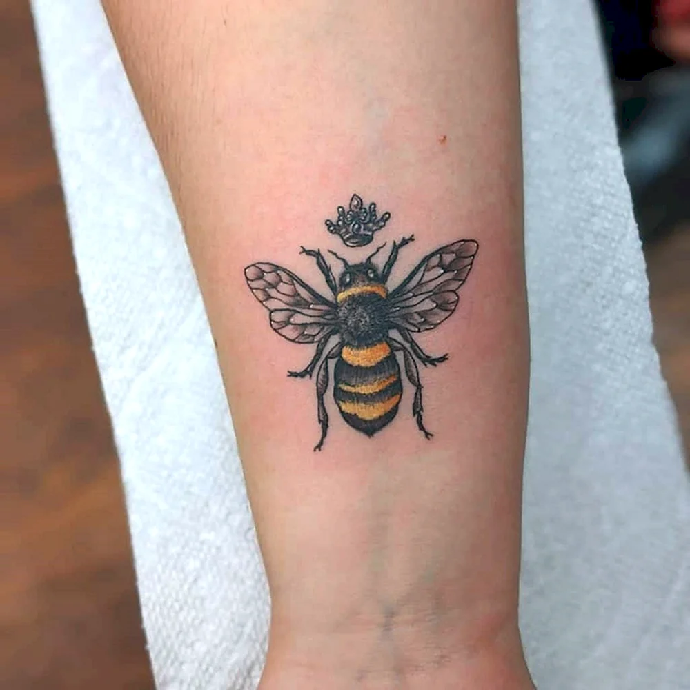 Tattoo Bumblebee