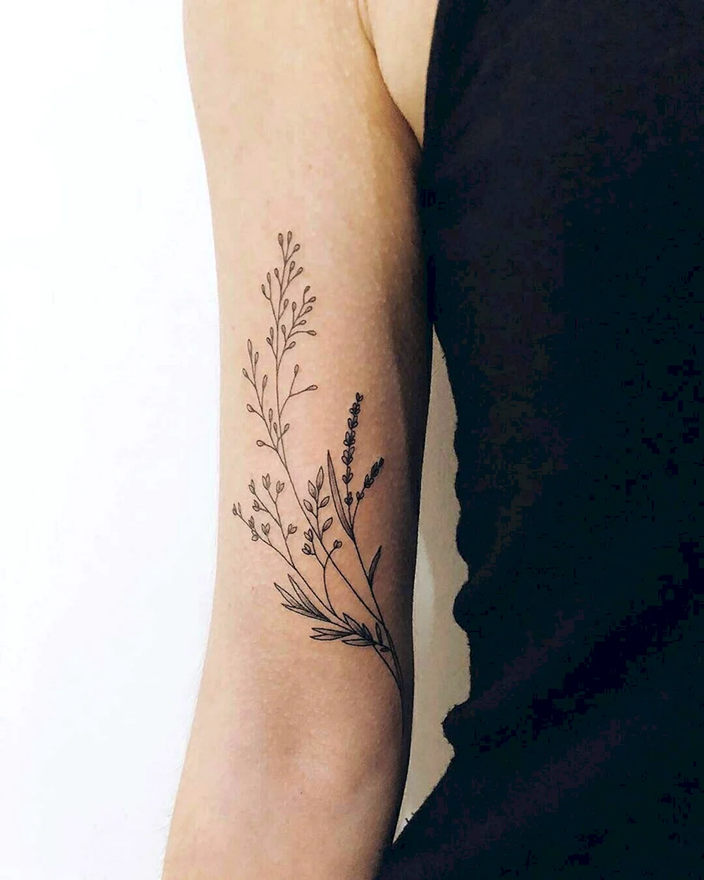 Tattoo linework Floral