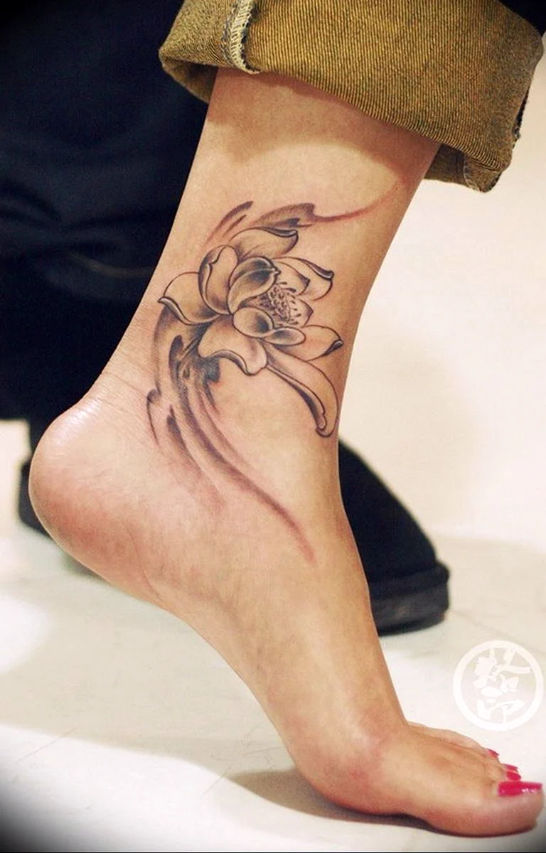 Tattoo na noge