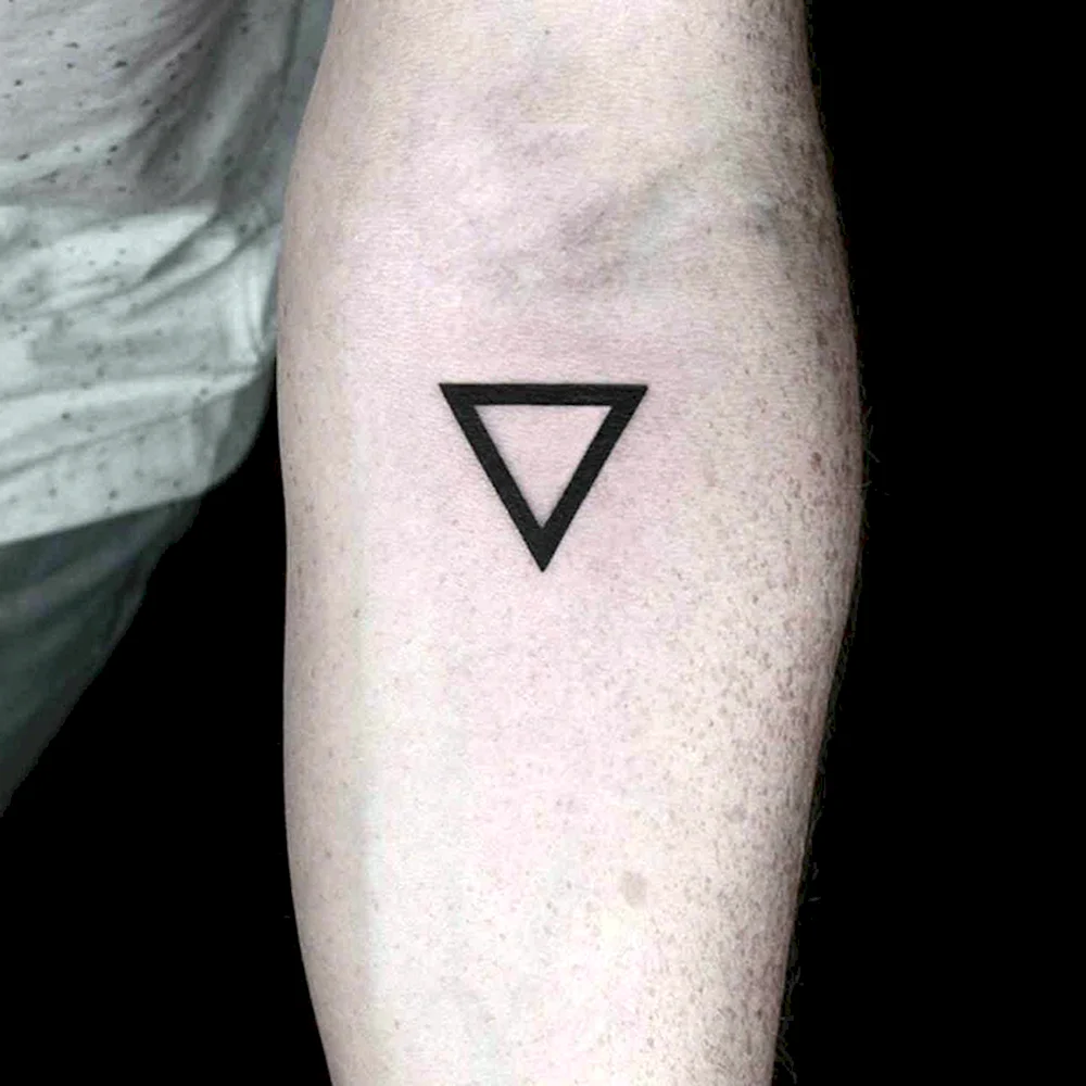 Tattoo Triangle minimalistic