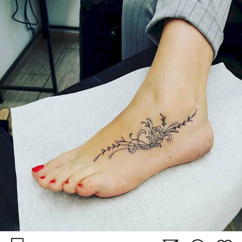 Tatu Salon foot