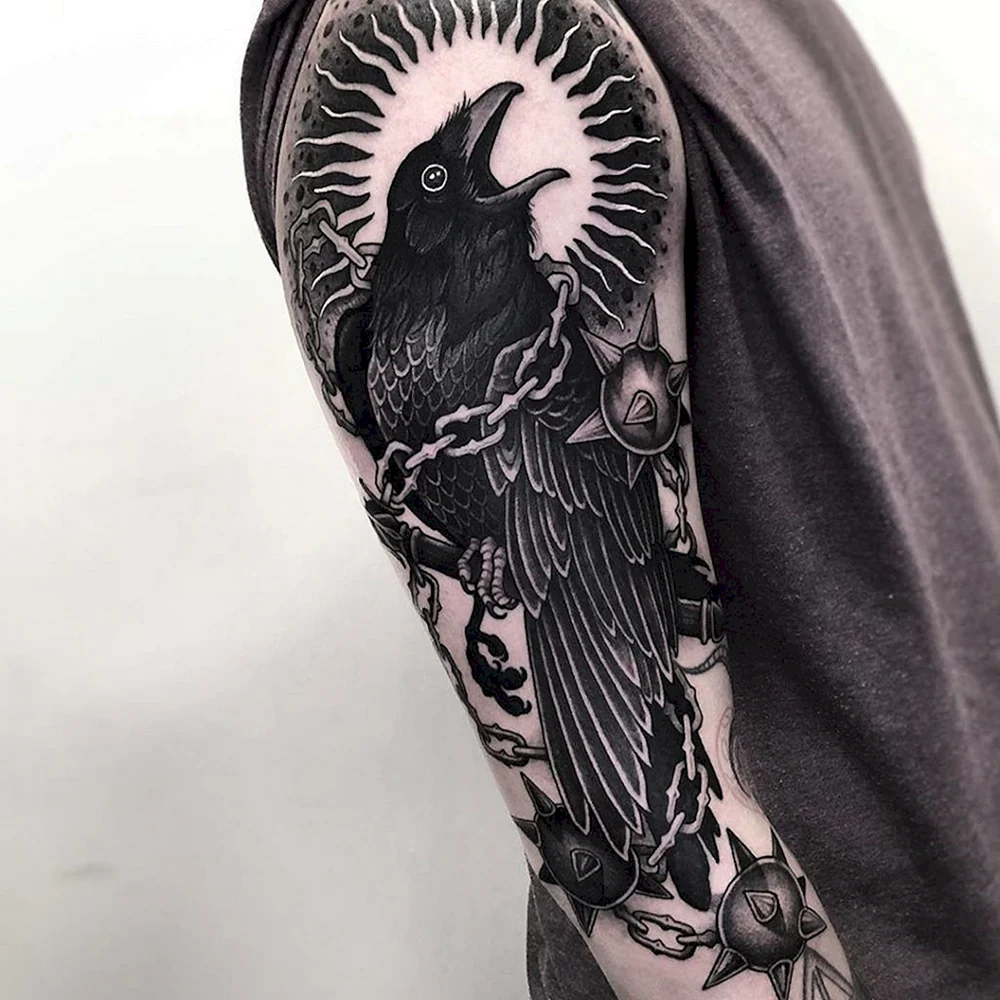 Татуировка ворон трехглазый