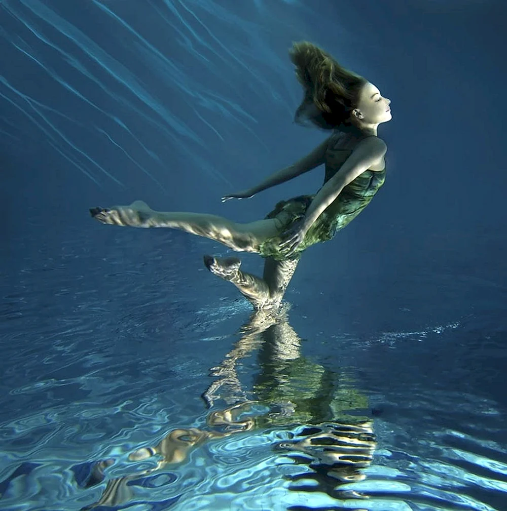 Underwater Dancing