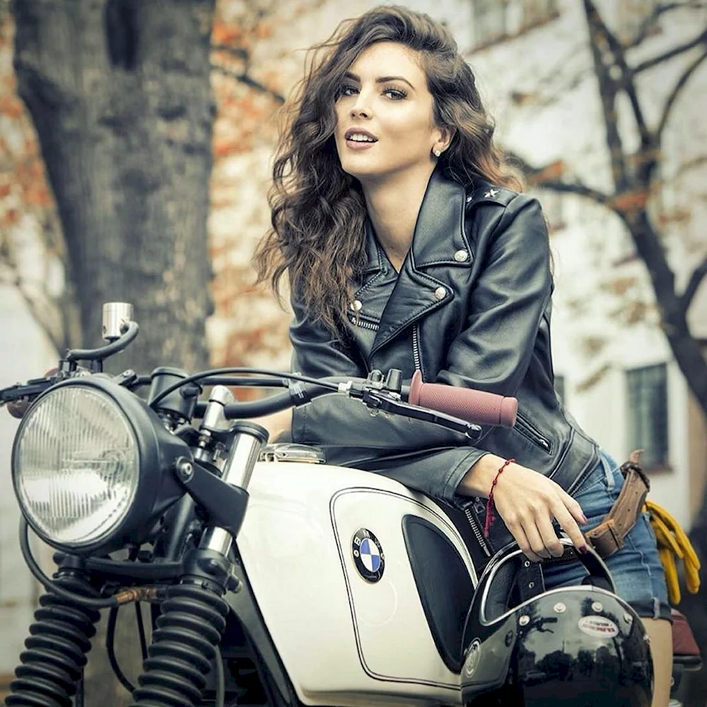 Woman Moto