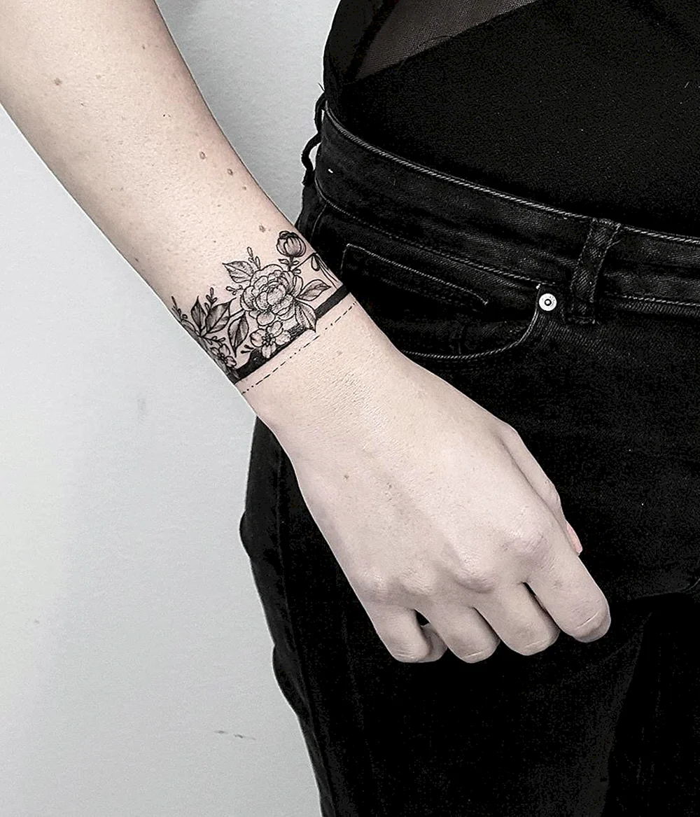 Wrist Bracelet Tattoo