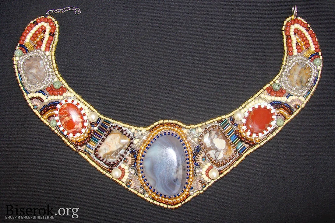 Бисерное ожерелье ошейник